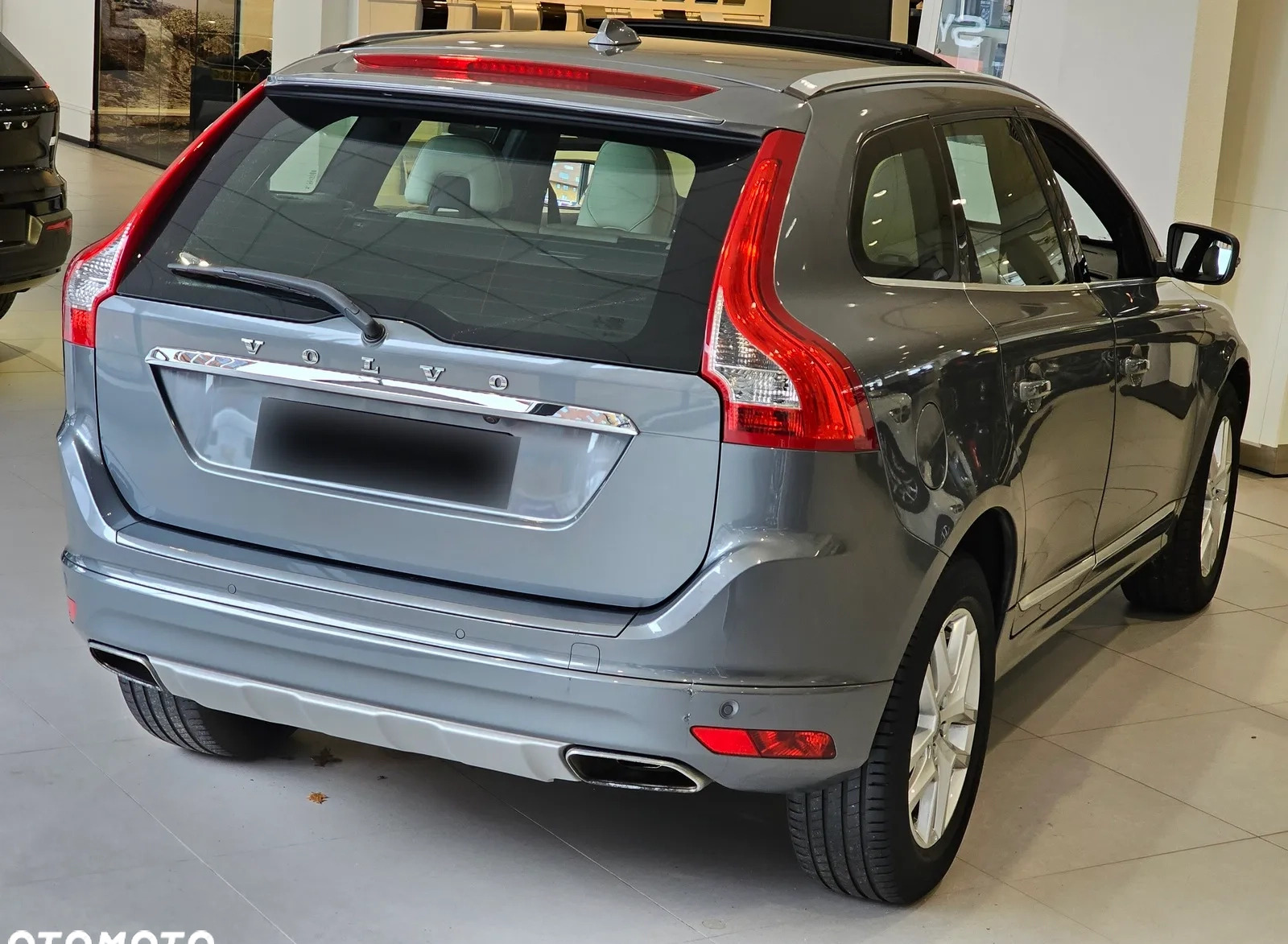 Volvo XC 60 cena 135900 przebieg: 156000, rok produkcji 2017 z Stryków małe 466